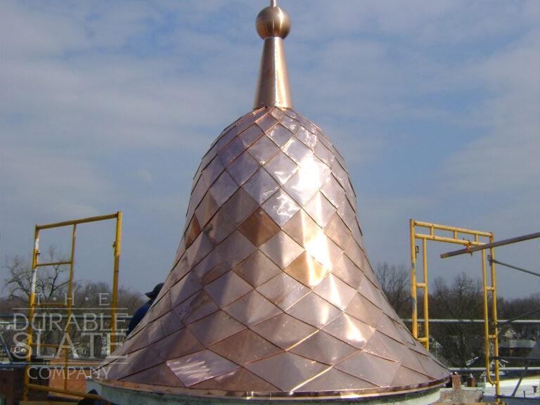 Holmes Hotel, Finial installed